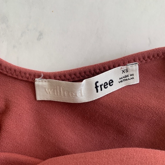 Aritzia Wilfred Free Emily Bodysuit - Picture 7 of 9